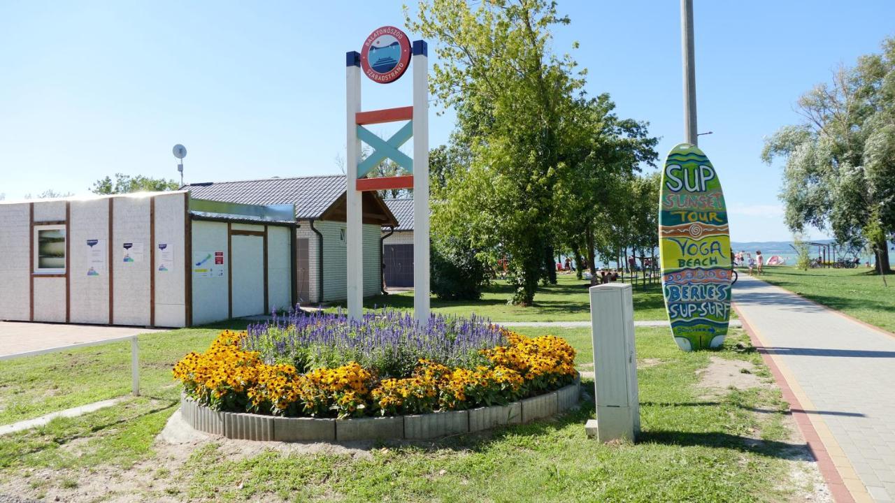 Hotel Familia Camping Balaton Balatonoszod Exteriér fotografie