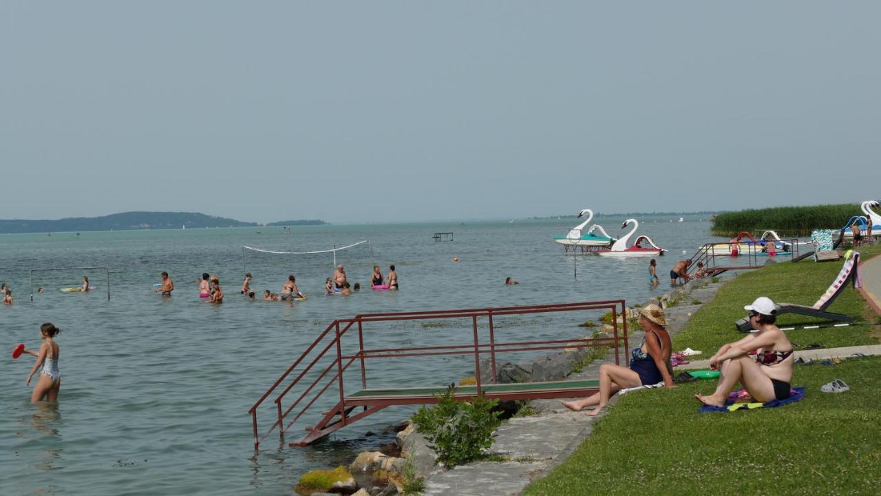 Hotel Familia Camping Balaton Balatonoszod Exteriér fotografie